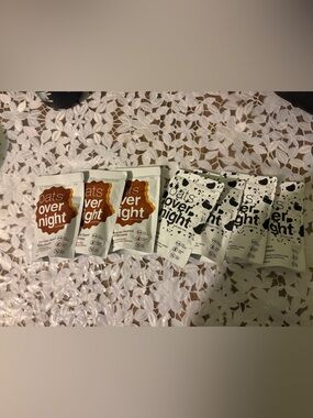 7 Oats Overnight Instant Oatmeal Packets - Chocolate Peanut Butter & Cookies